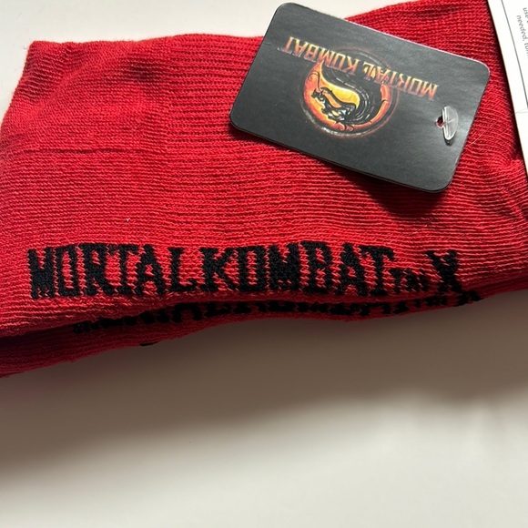 ⭐️NWT-PacSun Red Casual Crew Socks with Gold Logo - Picture 6 of 7